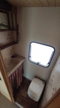                         Przyczepa kempingowa Burstner - zdjęcie 3
                        