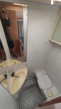                         Sterckeman starlett 450CP 2003r przedsionek WC prysznic małe dmc990 ! - zdjęcie 8
                        