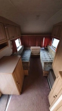                         Przyczepa kempingowa do stacjonarna prysznic WC ciepła woda okazja! - zdjęcie 5
                        