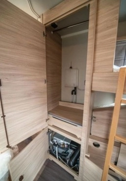                         KNAUS SÜDWIND 750 UDF - zdjęcie 10
                        