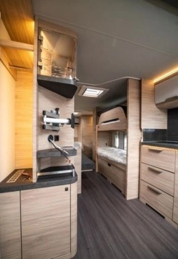                         KNAUS SÜDWIND 750 UDF - zdjęcie 5
                        