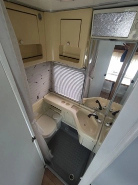                         Fiat Ducato kamper 2.5TD kamper solar ciepła woda WC kaseta super stan - zdjęcie 4
                        