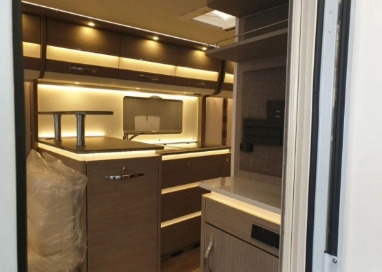                         Dethleffs EXCLUSIV 560 FR - zdjęcie 13
                        