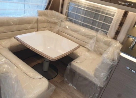                         Dethleffs EXCLUSIV 560 FR - zdjęcie 4
                        