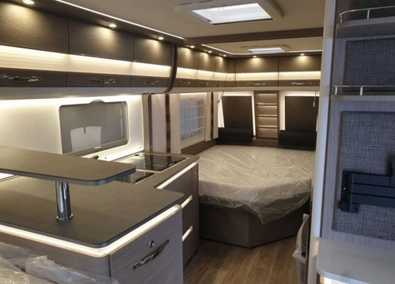                         Dethleffs EXCLUSIV 560 FR - zdjęcie 5
                        