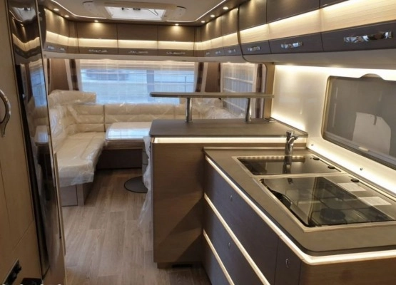                         Dethleffs EXCLUSIV 560 FR - zdjęcie 6
                        