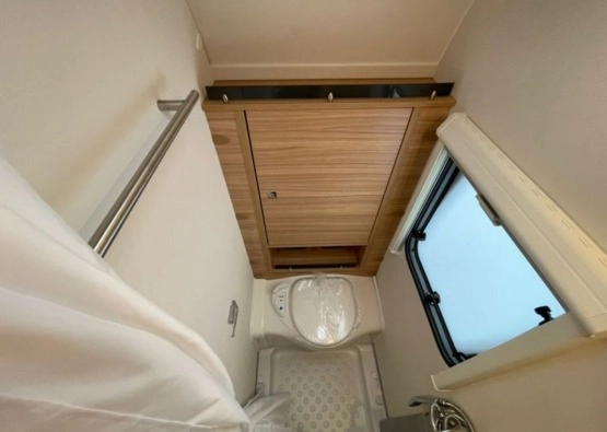                         Dethleffs CAMPER 650 FMK Najnowszy Model 2021   - zdjęcie 13
                        