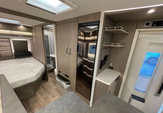                         Dethleffs EXCLUSIV 560 FR - zdjęcie 10
                        