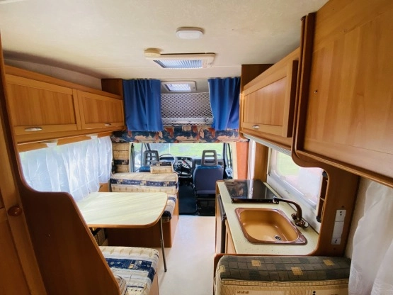                         Sprzedam kampera Fiat Ducato 1,9 td - zdjęcie 6
                        