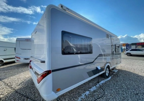                         Nowa przyczepa kempingowa Hymer-Eriba HYMER ERIBA NOVA 555 - zdjęcie 2
                        