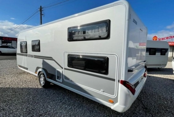                         Nowa przyczepa kempingowa Hymer-Eriba HYMER ERIBA NOVA 555 - zdjęcie 3
                        