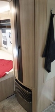                         Nowa przyczepa kempingowa Hobby 460 UFE DE LUXE EDITION 2021 - zdjęcie 4
                        