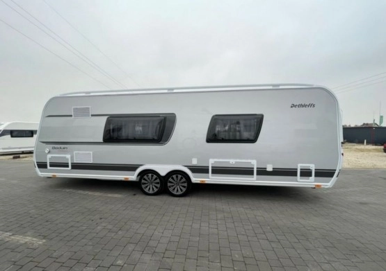                         lewy bok - Dethleffs BEDUIN SCANDINAVIA 690 BQT 
                        