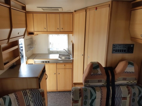                         Knaus traveller 599 - zdjęcie 12
                        