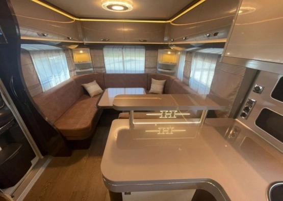                         Nowa przyczepa kempingowa Hobby 560 CFE Premium - zdjęcie 3
                        