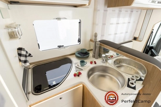                         Nowy kamper Roller Team Zefiro 284TL - zdjęcie 2
                        