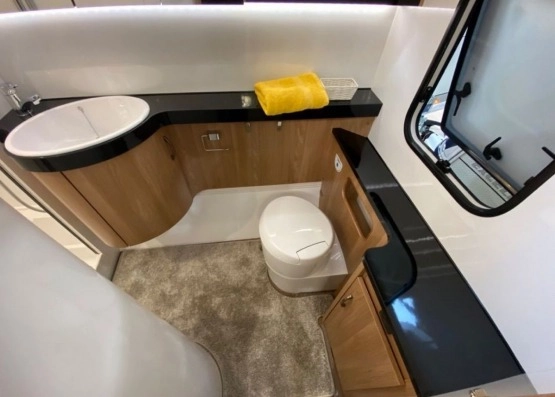                         Nowa przyczepa kempingowa Hobby 495 WFB EXCELLENT   - zdjęcie 10
                        