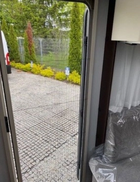                         Nowa przyczepa kempingowa Adria ALPINA 663 HT - zdjęcie 13
                        