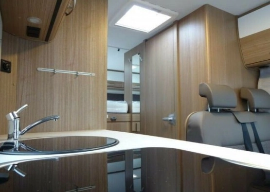                         Nowy kamper Sunlight CARADO A464 - zdjęcie 9
                        