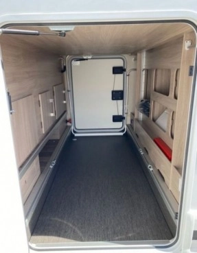                         Nowy kamper KABE Mercedes-Benz - zdjęcie 4
                        