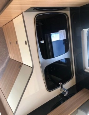                         Kamper Dethleffs Globebus IT007 GT - zdjęcie 17
                        