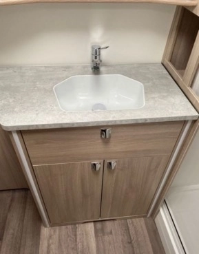                         Nowa przyczepa kempingowa  Kabe Imperial 780 - zdjęcie 13
                        