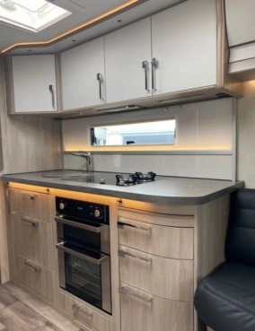                         Nowa przyczepa kempingowa  Kabe Imperial 780 - zdjęcie 2
                        