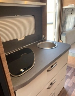                         Nowa przyczepa kempingowa Weinsberg 540 EUH - zdjęcie 6
                        