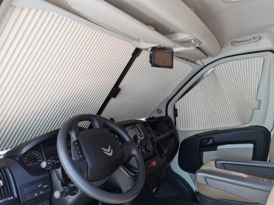                         KamperVan z nową zabudową - zdjęcie 1
                        