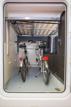                         Kamper Benimar Aristeo 696 - zdjęcie 1
                        