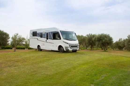                         Kamper Benimar Aristeo 696 - zdjęcie 2
                        