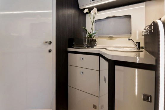                         Kamper Benimar Aristeo 696 - zdjęcie 4
                        