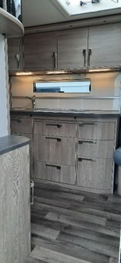                         Nowa przyczepa kempingowa Kabe Ametist 560XL - zdjęcie 4
                        