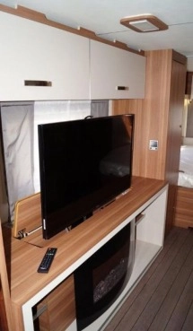                         Nowa przyczepa kempingowa Weinsberg CaraOne 740 UWF Ice Edition   - zdjęcie 11
                        