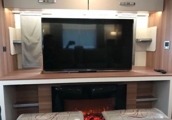                         Nowa przyczepa kempingowa Weinsberg CaraOne 740 UWF Ice Edition   - zdjęcie 2
                        