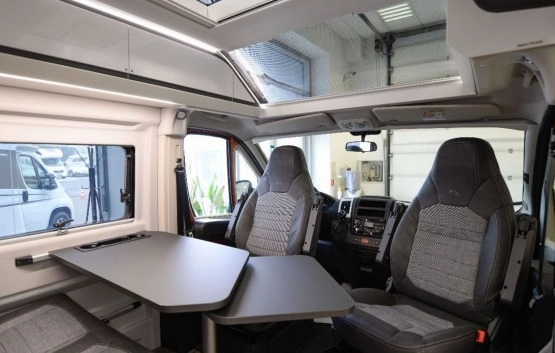                         Nowy kamper Adria Twin 640 SGX Supreme - zdjęcie 4
                        