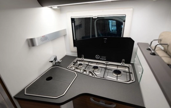                         Nowy kamper Adria Matrix Axess 670 SL - zdjęcie 19
                        