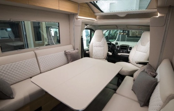                         Nowy kamper Adria Matrix PLUS 600 DT - zdjęcie 2
                        