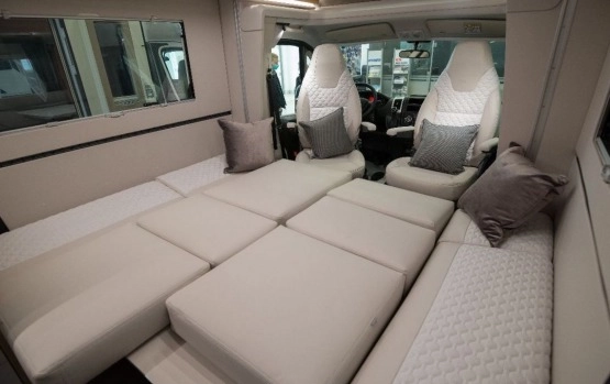                         Nowy kamper Adria Matrix PLUS 600 DT - zdjęcie 4
                        