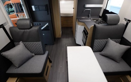                         Nowy kamper Adria Coral Plus 670 DC - zdjęcie 4
                        