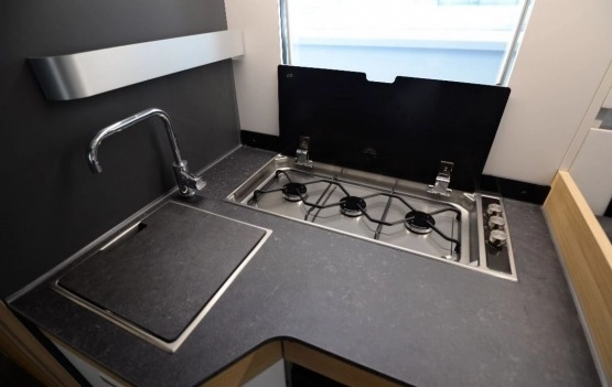                         Nowy kamper Adria Coral Plus 670 DC - zdjęcie 7
                        