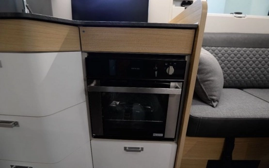                         Nowy kamper Adria Coral Plus 670 DC - zdjęcie 8
                        