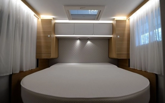                         Nowy kamper Adria Coral Plus 670 DC - zdjęcie 9
                        