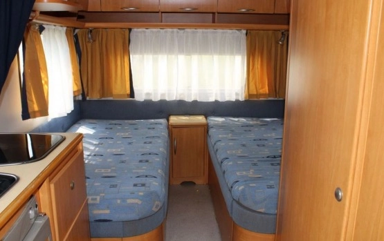                         Przyczepa kempingowa KNAUS EIFELLAND HOLIDAY - zdjęcie 2
                        