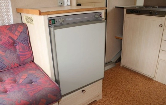                         Przyczepa kempingowa Kabe KOMET 370 - zdjęcie 10
                        