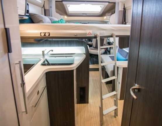                         Kamper Benimar Mileo 242 - zdjęcie 10
                        