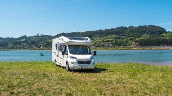                         Kamper Benimar Mileo 242 - zdjęcie 2
                        