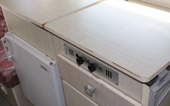                         Przyczepa kempingowa SELANDIA BA6119U - zdjęcie 5
                        