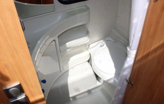                         Przyczepa kempingowa Adria Adora 482 PS - zdjęcie 9
                        