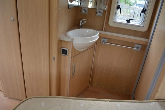                         ABBEY GTS 418, Mover, DMC 1350, Oddzielna sypialnia - zdjęcie 14
                        